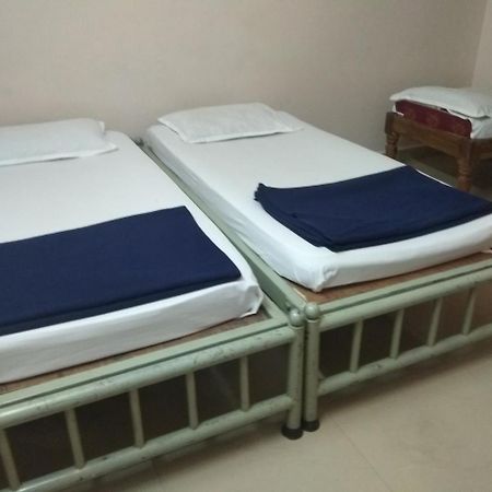 Apoorva Residency Otel Bangalore Dış mekan fotoğraf